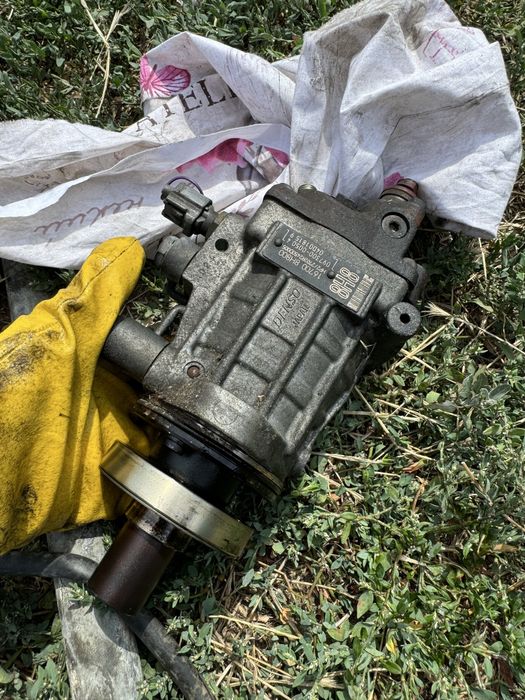 Pompa INJECTIE NISSAN PRIMERA P12 2.2 diesel/alternator/electromotor