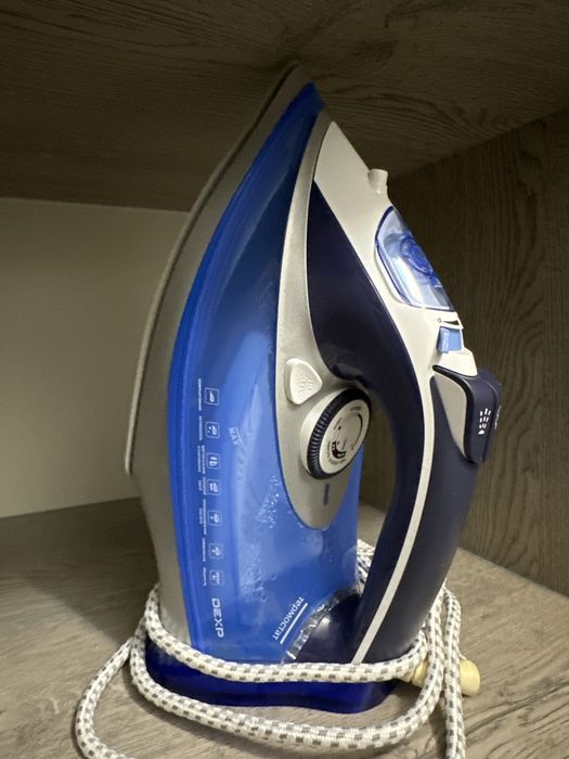 Утюг dexp стандартной модели