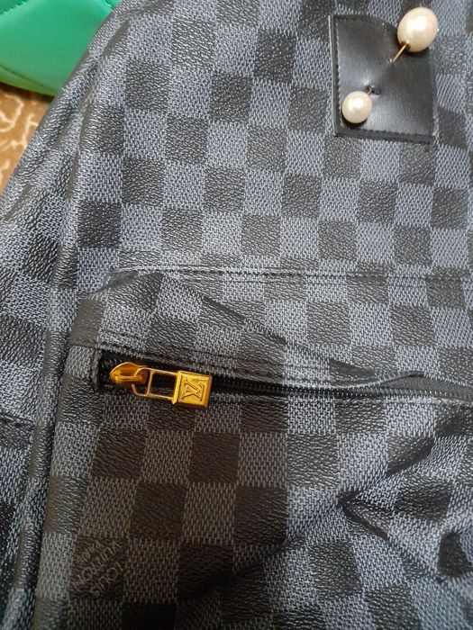 Малки чантички и раница