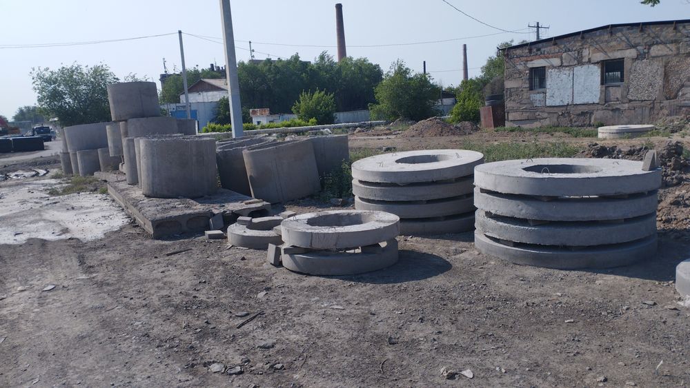 Продается  железо бетонные кольцо