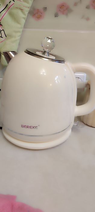 Продам чайник электрический