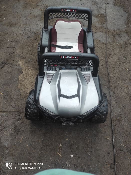 Продам машинку в хорошем состоянии