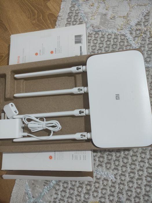 Роутер Xiaоmi 4A gigabit edition (R4A)
DvB4224GL