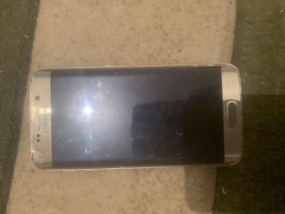 Samsung galacsi S6 edge памить 32гб