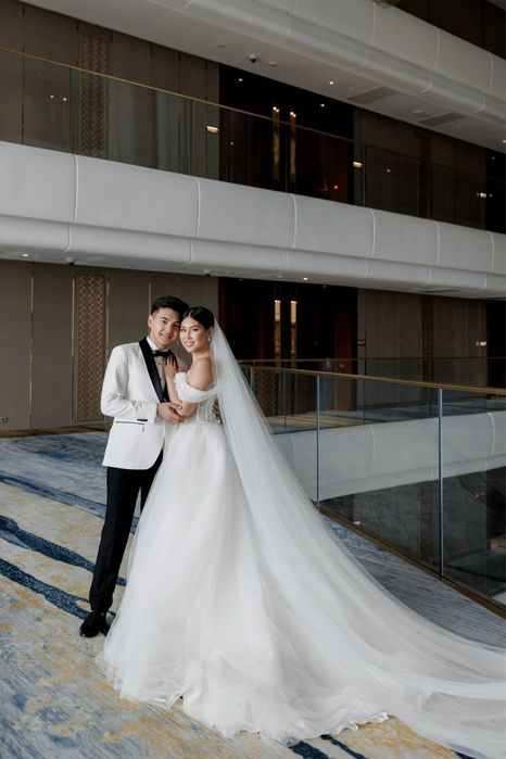 Продам дизайнерское свадебное платье