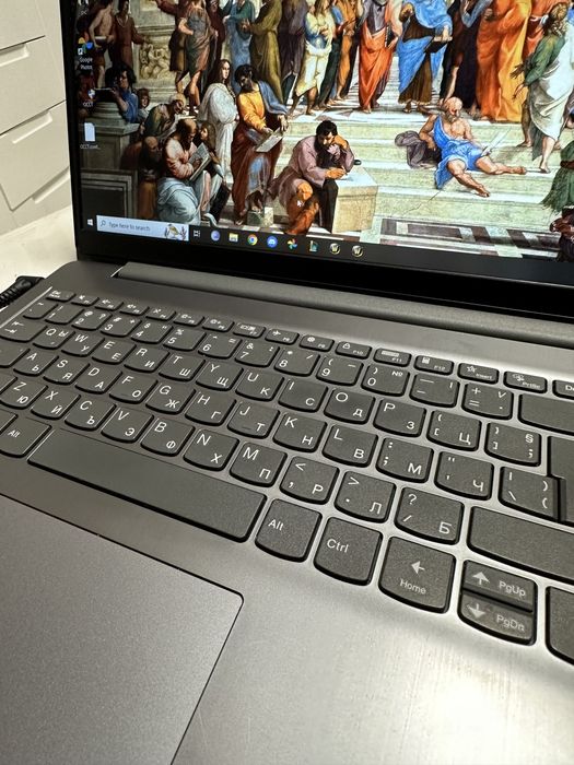 Лаптоп Lenovo ideapad