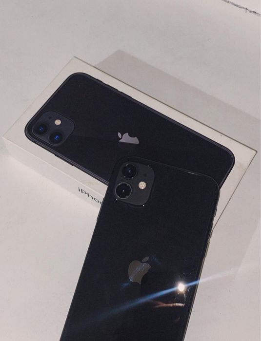 Продам айфон 11 на 128 в идале