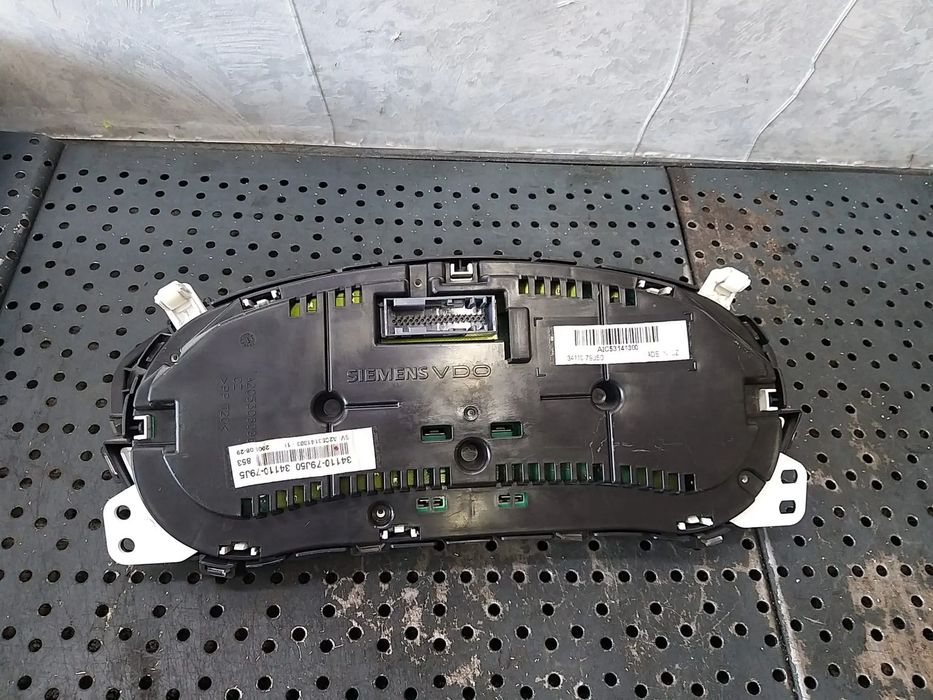 Ceasuri bord diesel suzuki sx4 ey gy 3411079j50 3411079j5