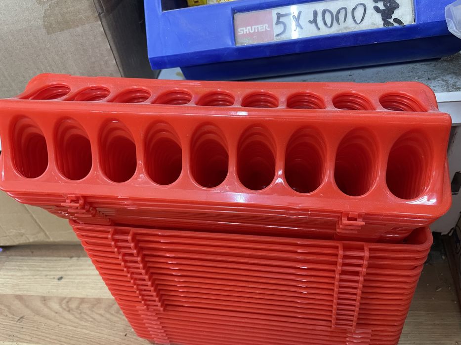 Кормушки,Поилки нипельные, бункерные