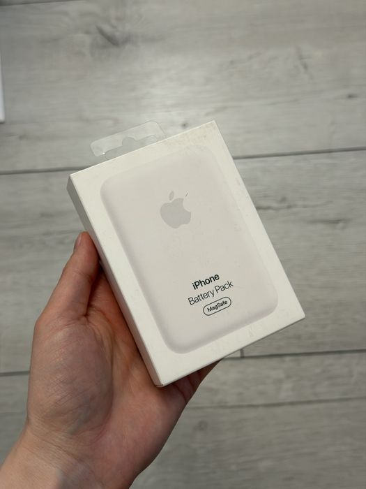 Оригинальный Apple MagSafe Battery Pack