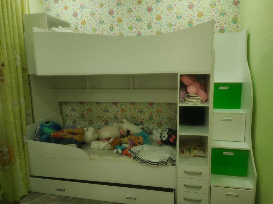 Продается двухярусная кровать