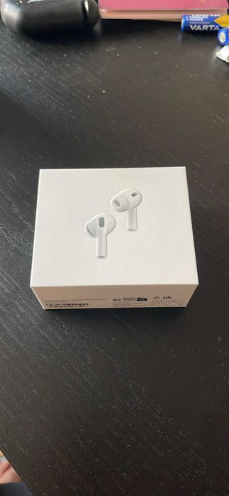 Apple AirPods Pro 3 НОВИ запечатани гаранция Yettel