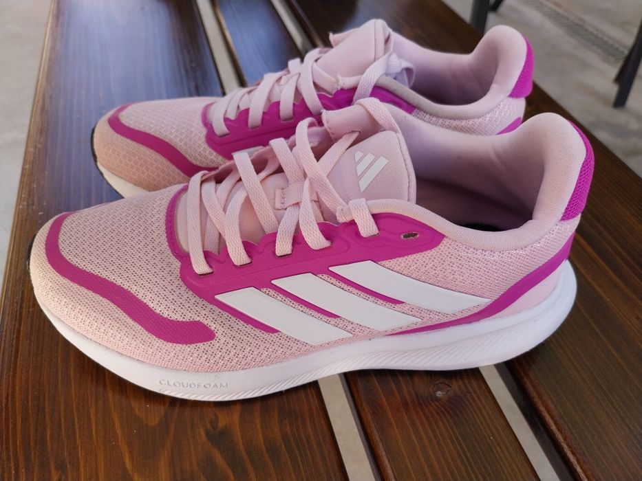 Детски маратонки за момиче Adidas