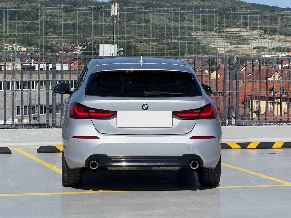 BMW 1 Series 2021 — imagine 4
