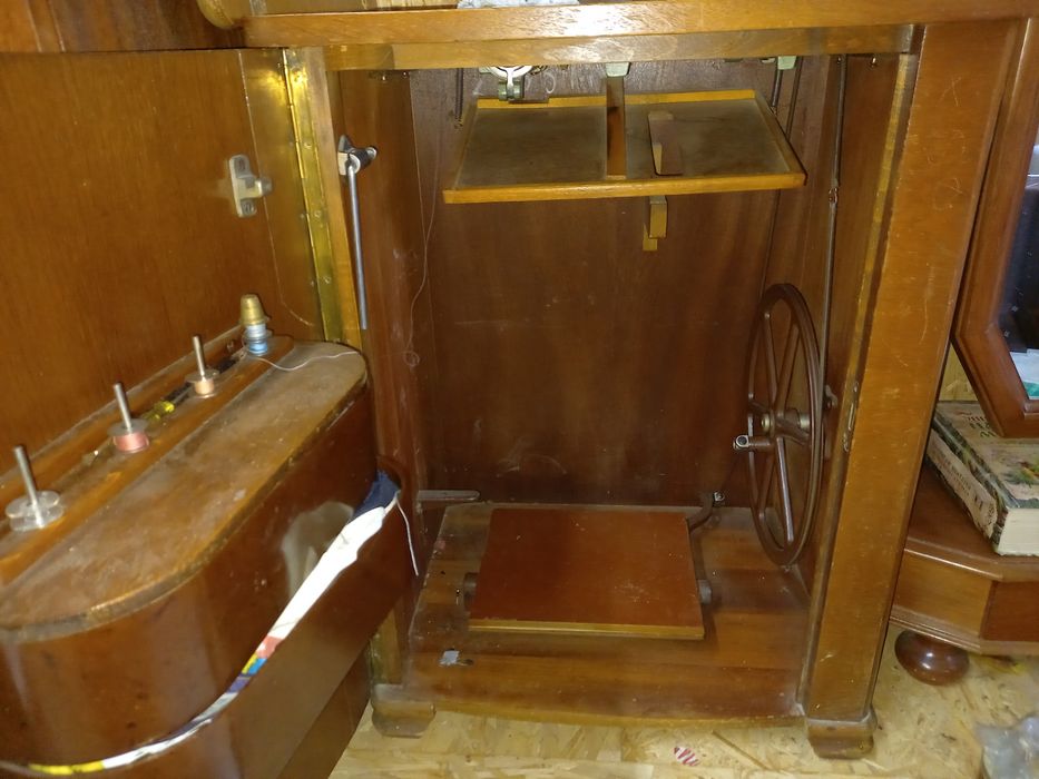 Продам швейную машинку Кёхлер, ФРГ.