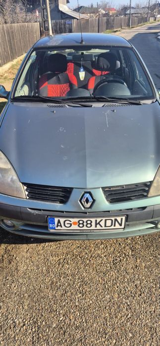 Vând Renault  Symbol