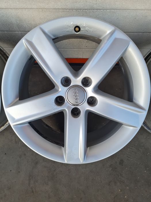 Оригинални джанти за АУДИ AUDI VW SEAT SKODA R17 5x112 ET42 7J