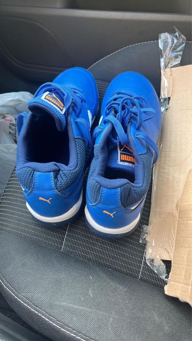 Adidas teren sintetic