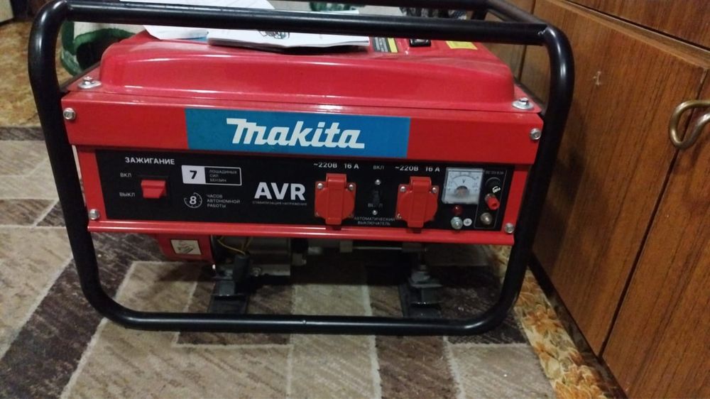 Продам генератор новый