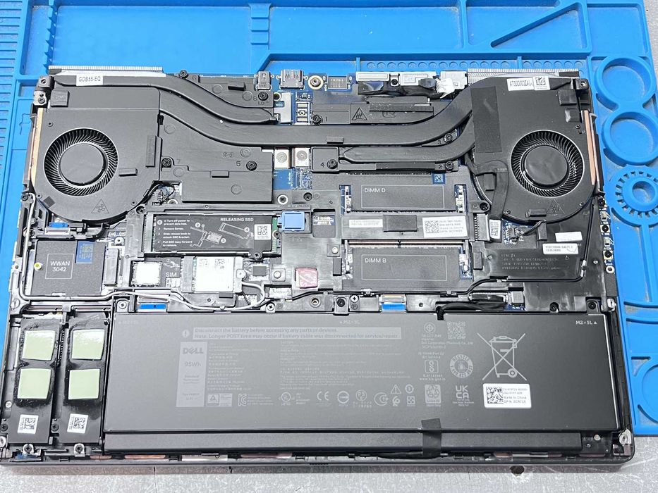 реновиран Mobile Workstation Dell Precision 7560 15.6" Touch i7-11850H 32GB 1020GB клас А с Гаранция