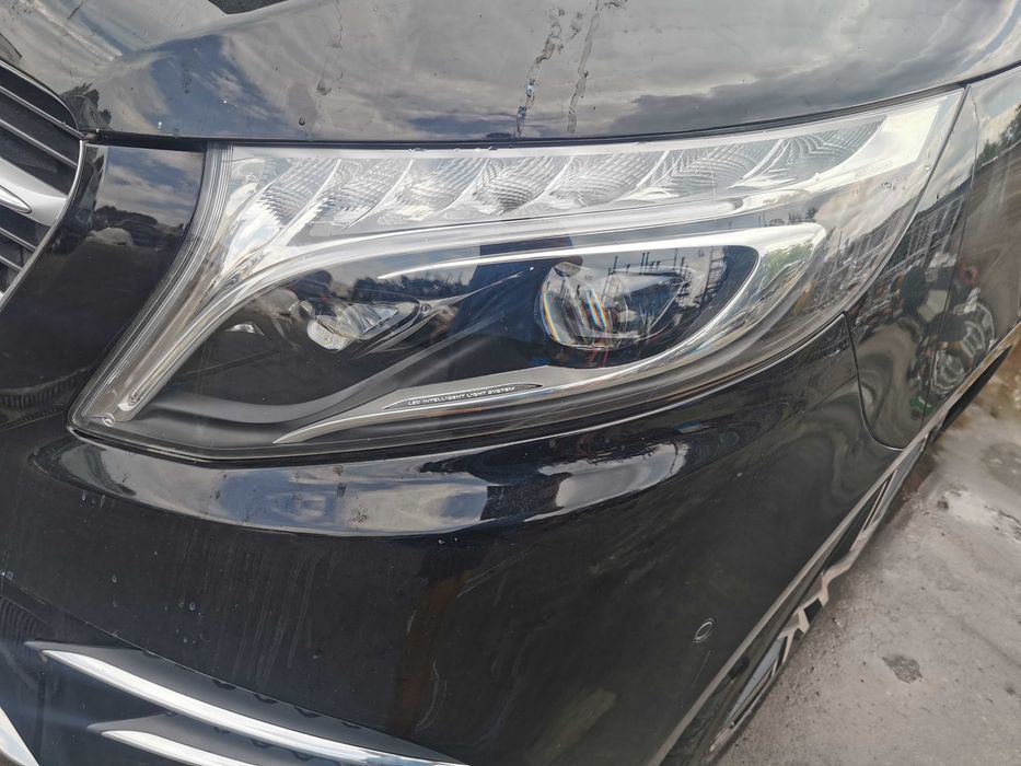 Dezmembrez Mercedes V-class W447/220D/usa/haion/scaune/interior/jante/carlig/bara fata/bara spate/motor/cutie