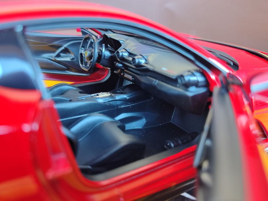 Machetă Ferrari 812  Scara 1:18