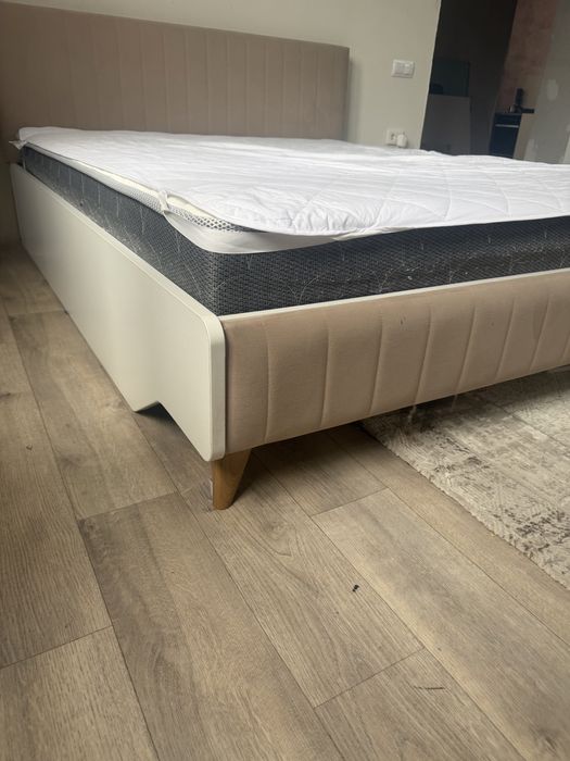 Кровать 160*200. Без матраса