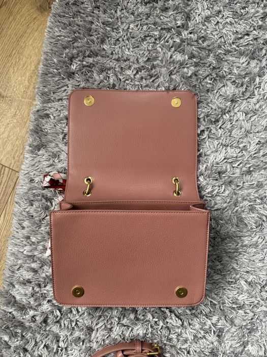 Розова дамска чанта Love Moschino