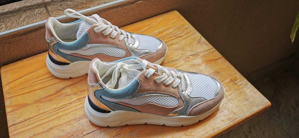 Оригинални маркови дамски сникърси LA FILLE DES FLEURS - 37 номер