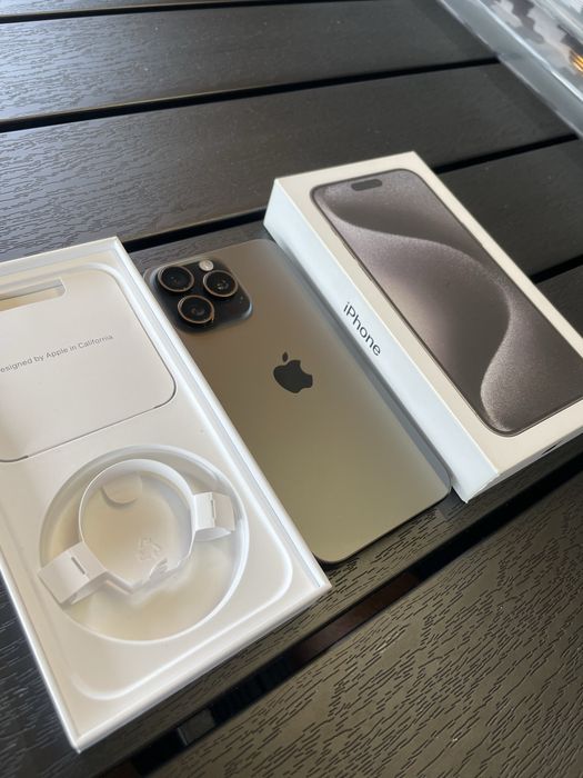Apple iPhone 15 Pro Max - 256GB - Black Titanium (Liber de rețea)