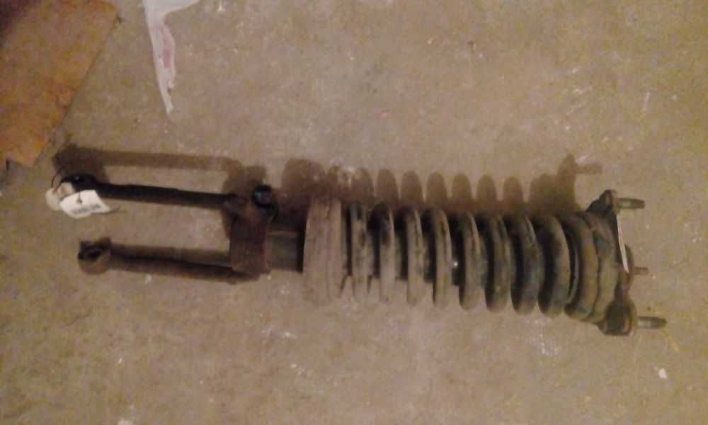 Продавам части за Jeep cherokee liberty 2.5 CRD