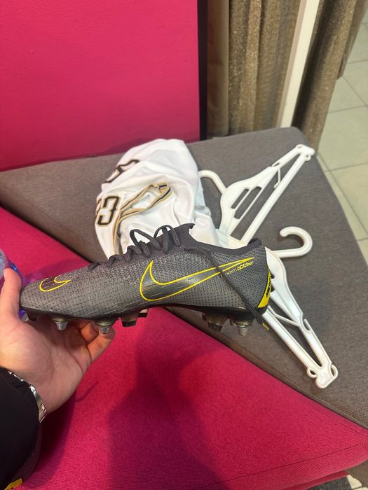 Nike mercurial Vapor 12