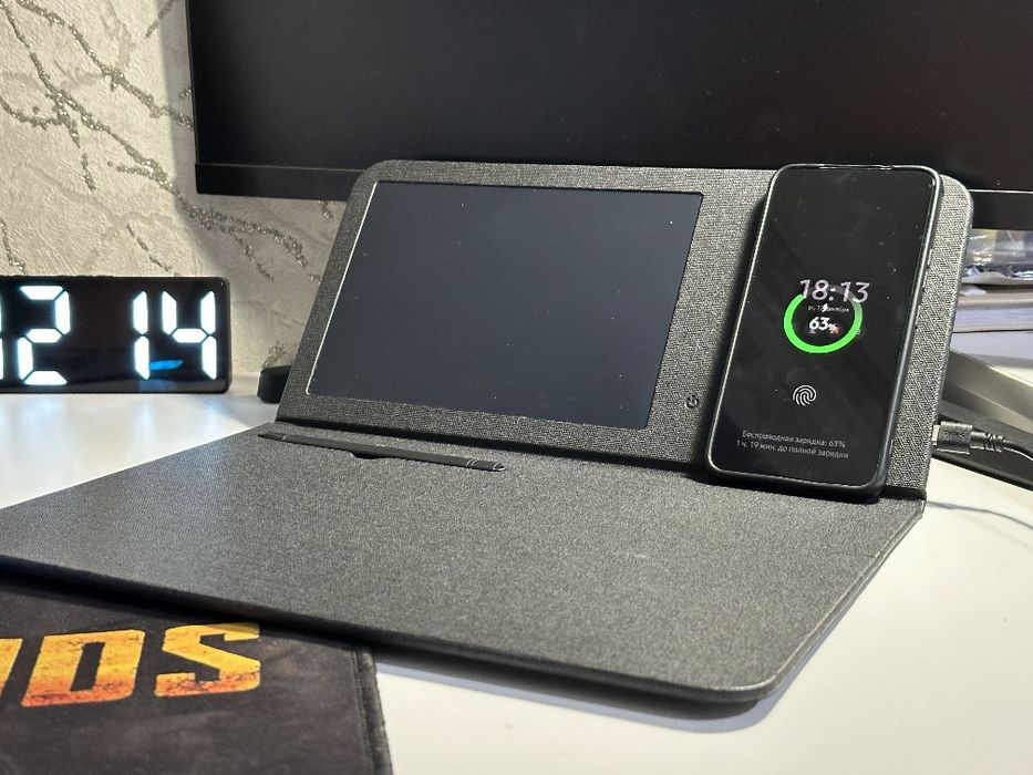 Продам коврик для мышки с беспроводный зарядкой