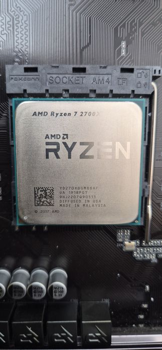 Placa de baza B450 Aorus Elite