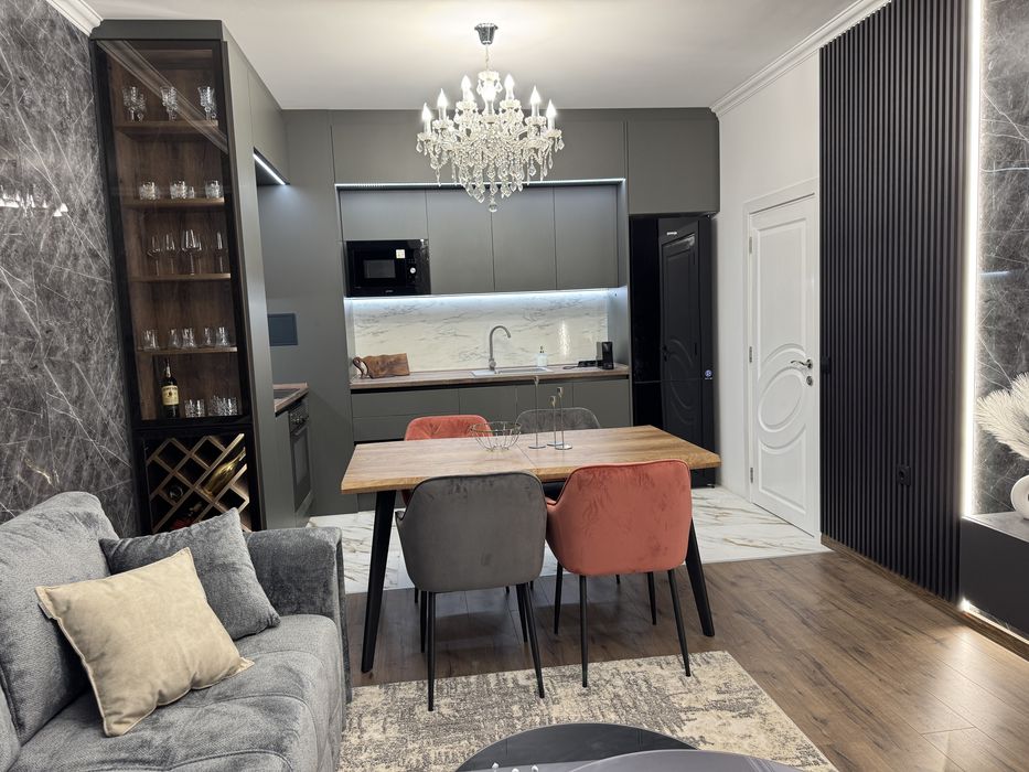 Апартамент Лукс под наем за нощувки Бургас Арена Изгрев бл.207