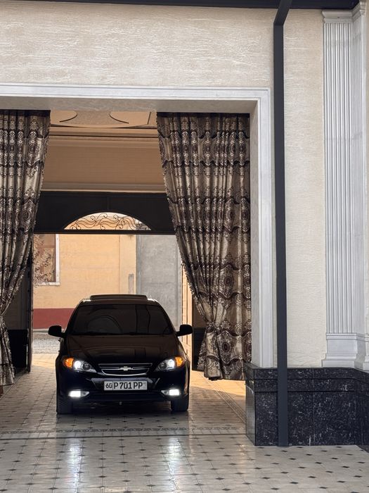 Gentra qora sotiladi