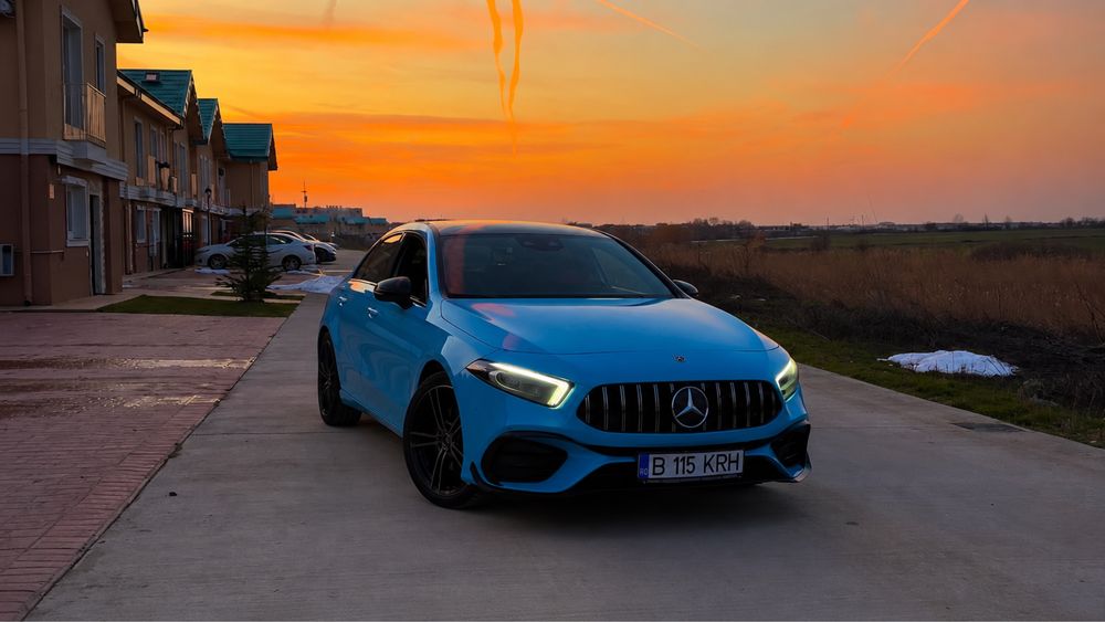 ASTEPT OFERTE!!!Mercedes-Benz  4MATIC Sedan | 2020 | 31.870 km | MULTIBEAM | Night