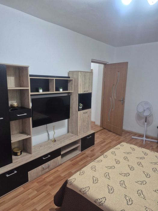 Ofer spre vanzare apartament cu 2 camere,situata in Baragan, strada Aleea Margaretelor, Sighișoara,  jud Mureș.