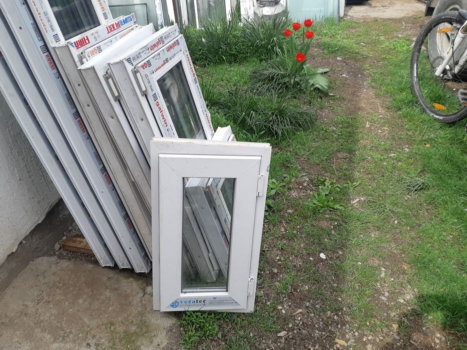 Форточки,окошки,окна