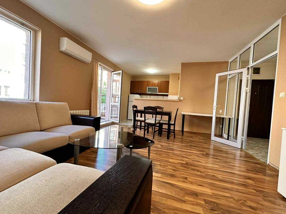 Дава се под наем Двустаен апартамент в София, Студентски град - 60 кв.м за 612 € - Снимка #2