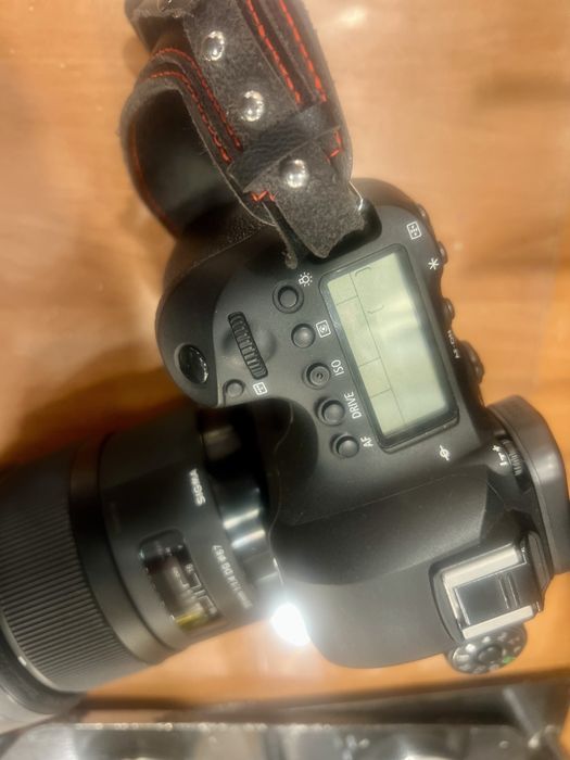 Фотоаппарат Canon 6D mark2