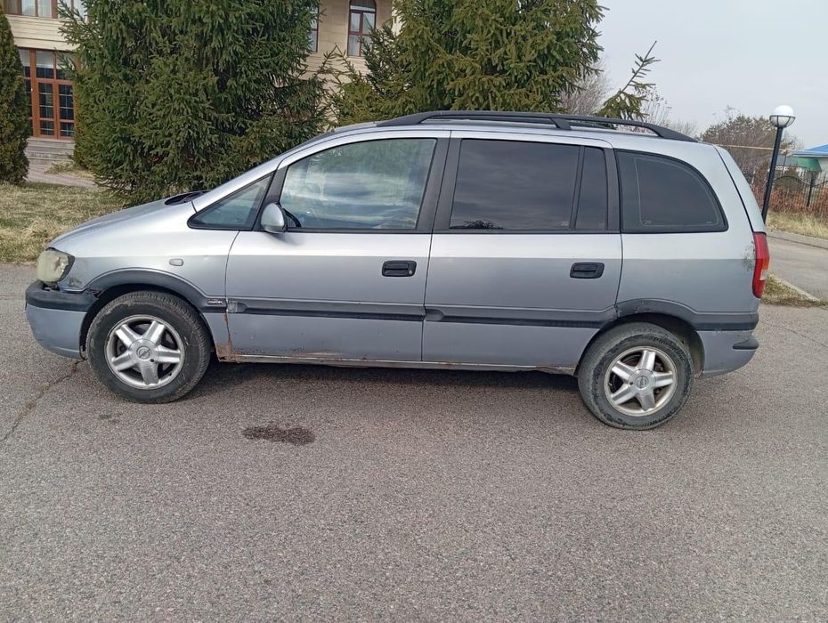 Opel Zafira 2000