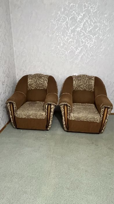 отдам стол, кресла