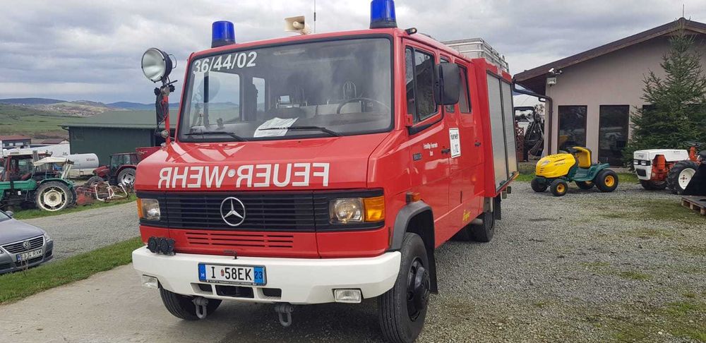 Autospeciala POMPIERI Mercedes Benz 811 D