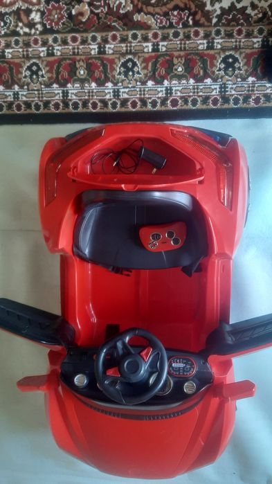 Болалар электро мошинаси