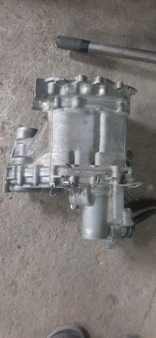 Сузуки эскудо витара раздатка.