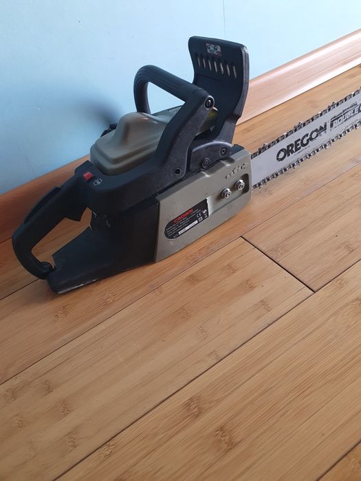 Продам Бензопила CROWN оригинал.