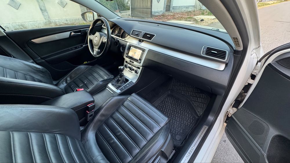 VW Passat B7 2012 Break 2.0