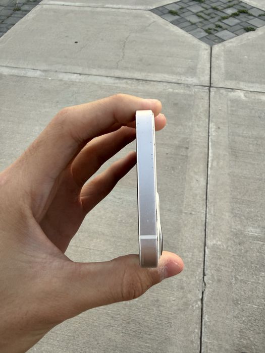 Продам, iPhone 13