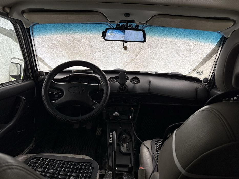 Vaz 2106 sotiladi